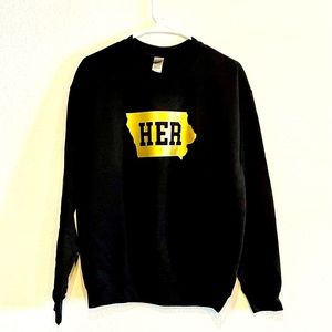 Iowa Her crewneck sweatshirt NEW